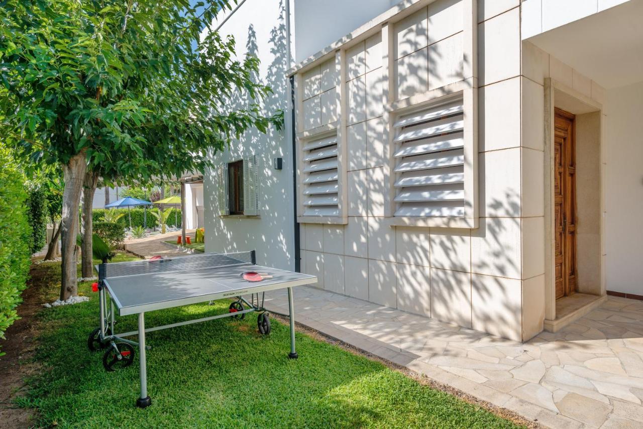 Estrel Villa Can Picafort  Bagian luar foto